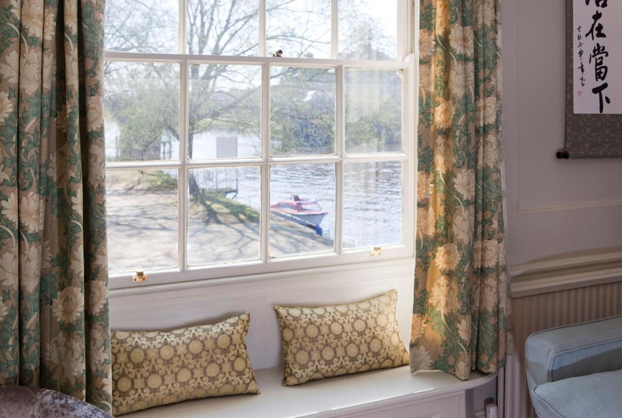 Holiday home The Davey Tower, Medieval Riverside House